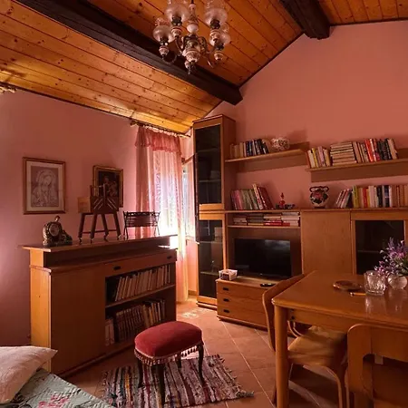 Casetta Violetta Historic House Duomo Apartamento