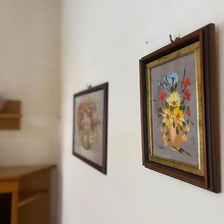 Apartamento Casetta Violetta Historic House Duomo *
